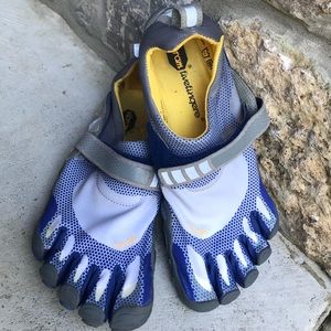 Vibram | Shoes | Vibram Fivefingers 